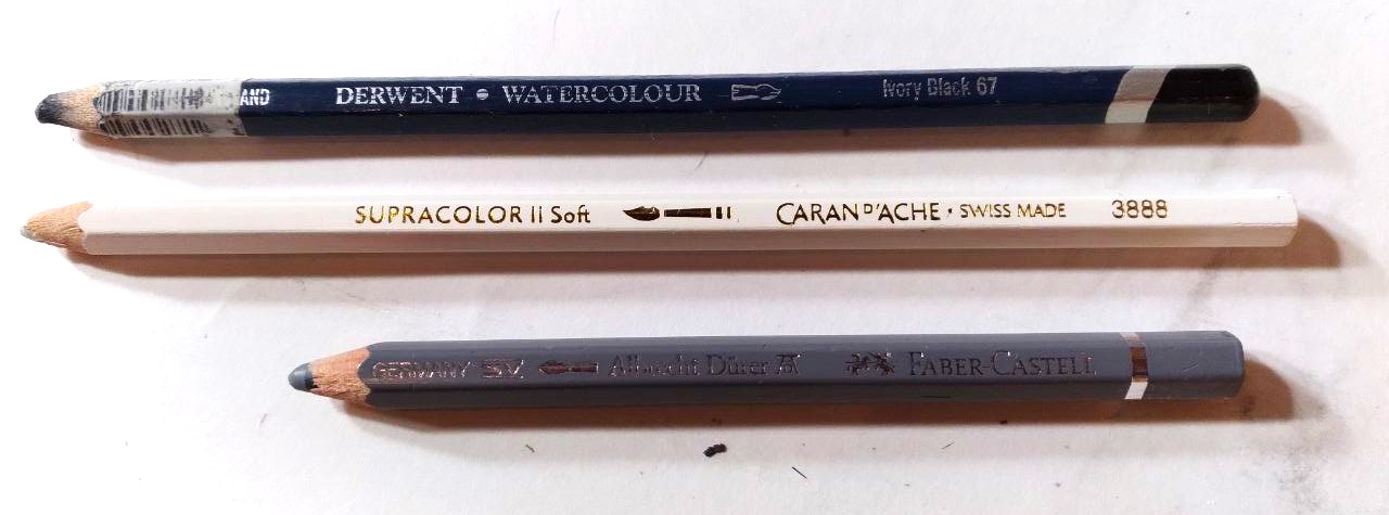 crayons solubles à l'eau pour faire des esquisses sur toile